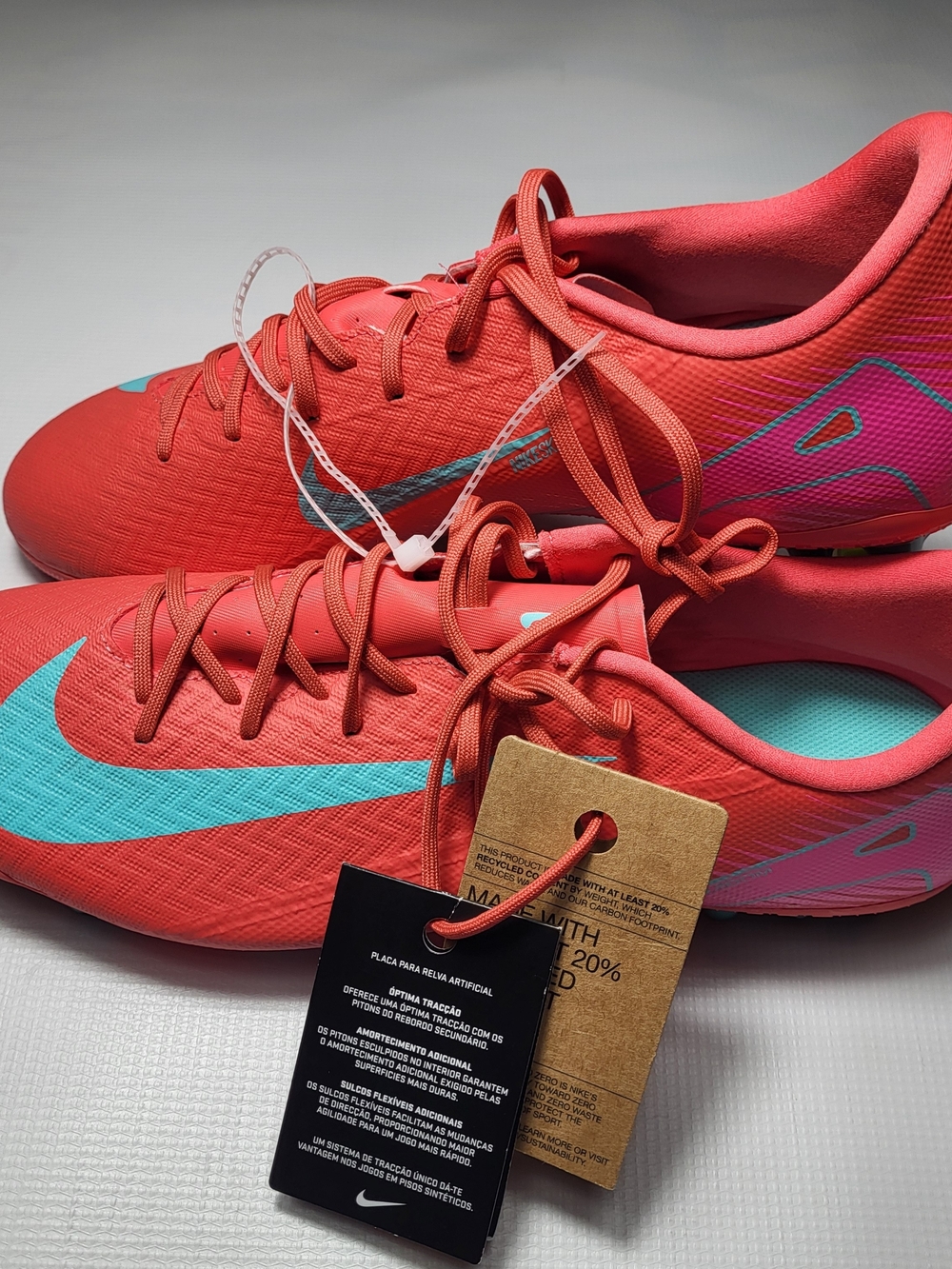 Nike Mercurial Vapor 16 AG Low Mad Energy Pack Men’s Sz 12 Red